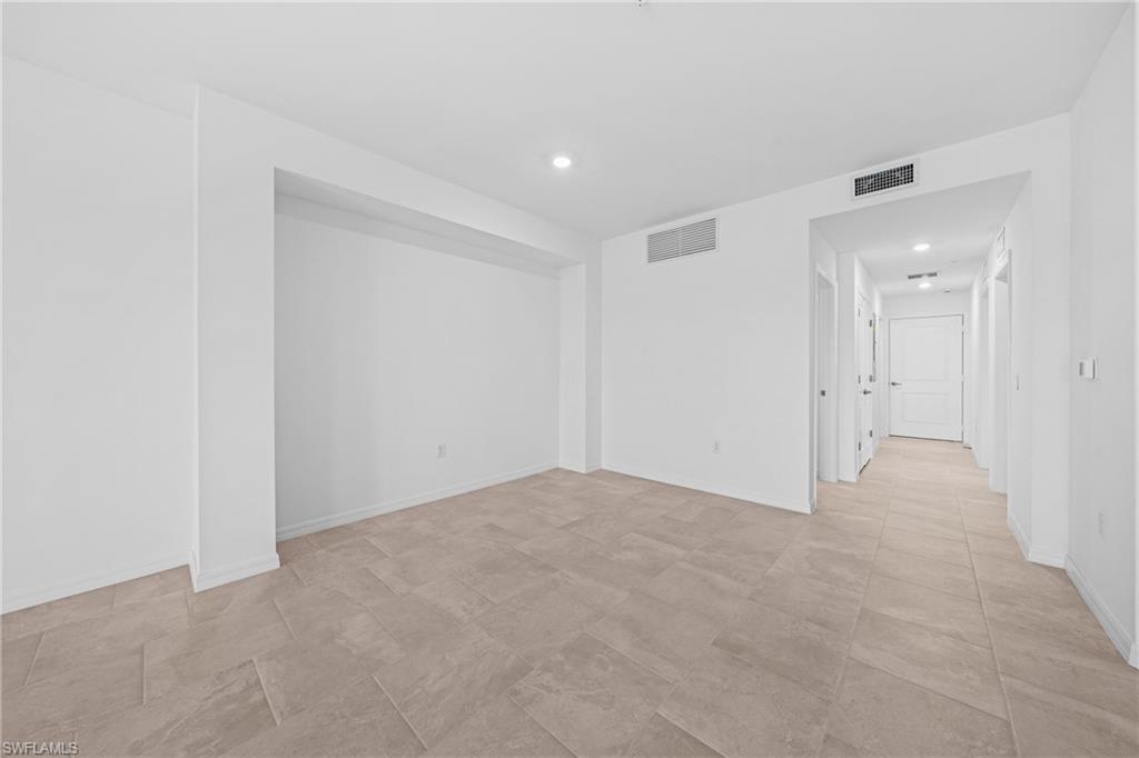 5674 Melbourne Ct 7711 Property Photo 11