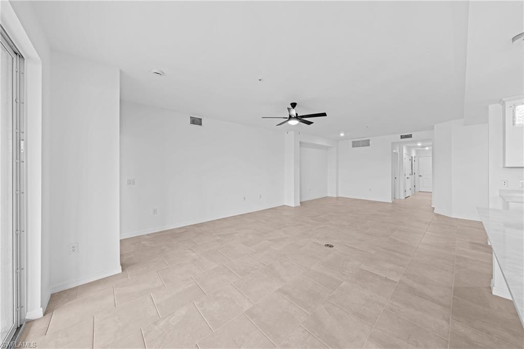 5674 Melbourne Ct 7711 Property Photo 15