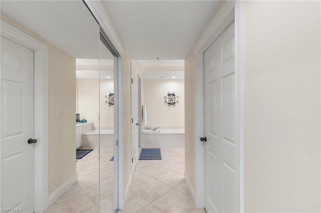 907 Panama Ct 303 Property Photo 15