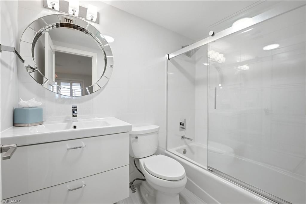 6350 Pelican Bay Blvd 302b Property Photo 17