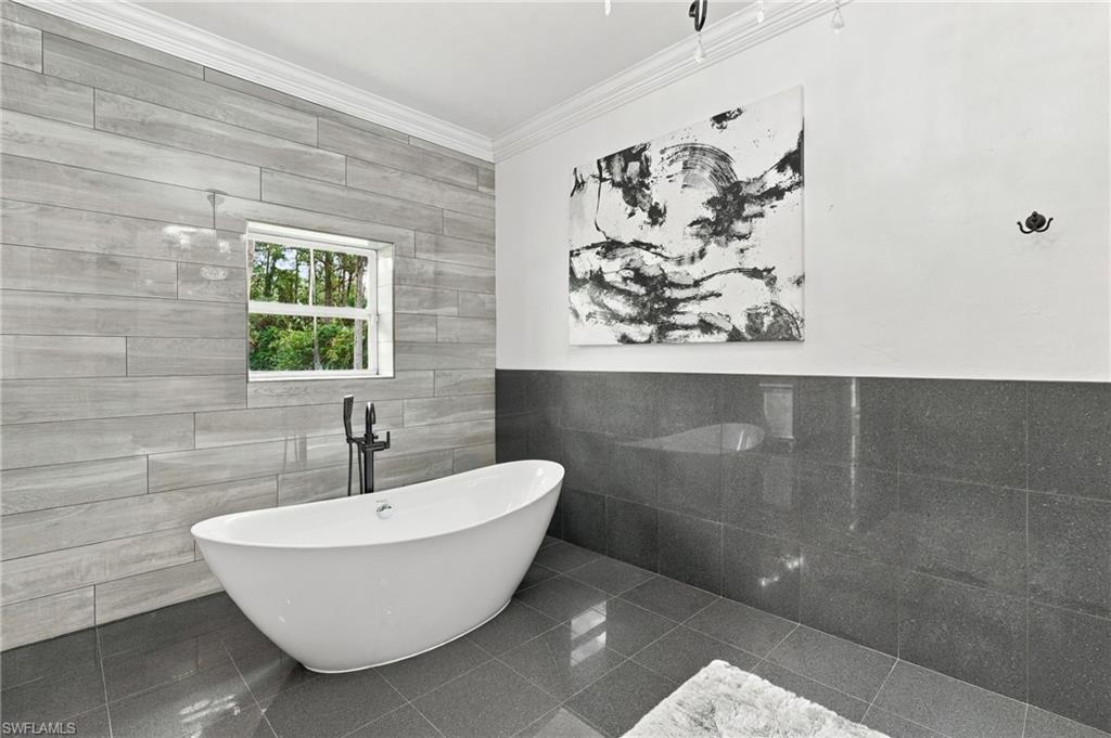130 1st St Nw Property Photo 25
