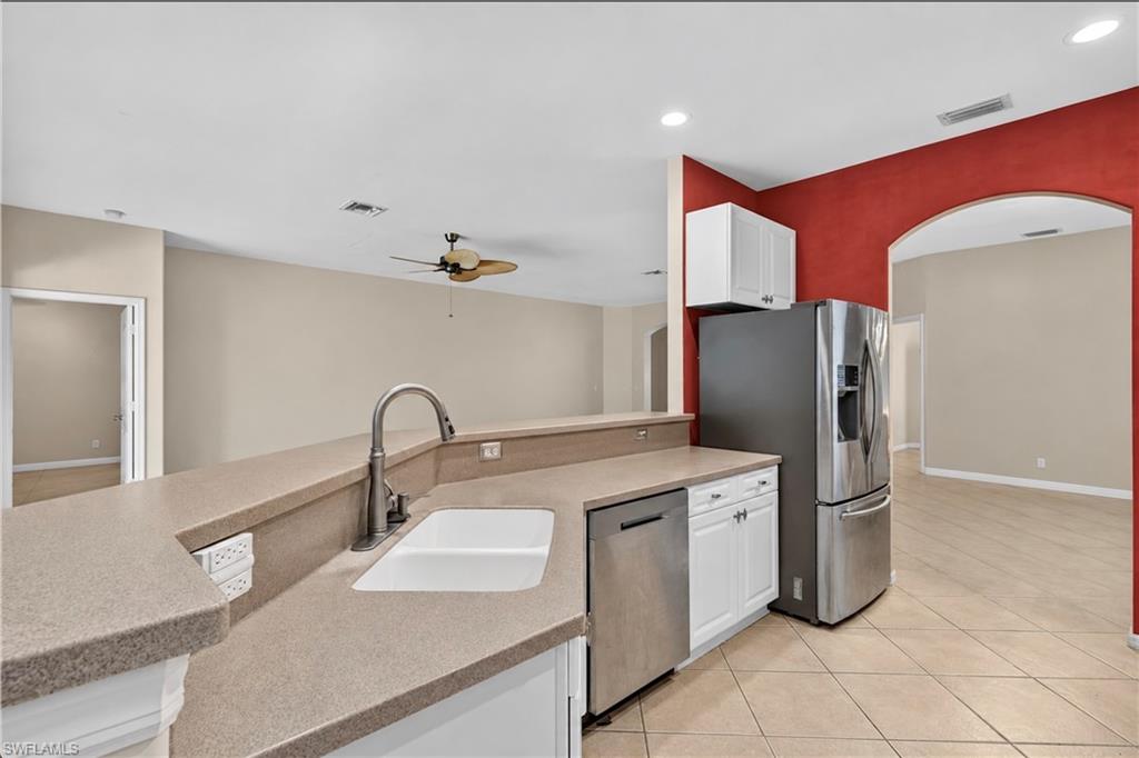 9900 Colonial Walk N Property Photo 9