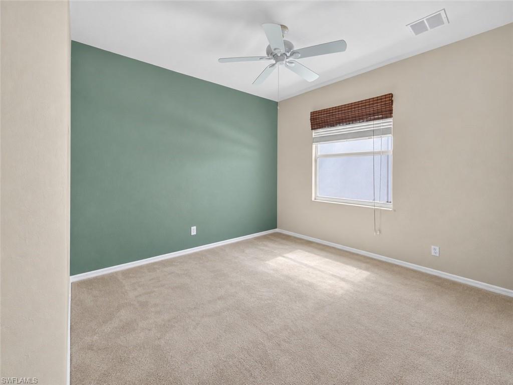 9900 Colonial Walk N Property Photo 13