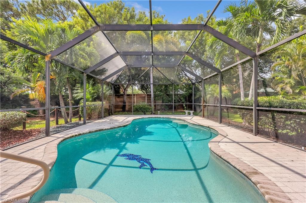 27113 Edenbridge Ct Property Photo 6