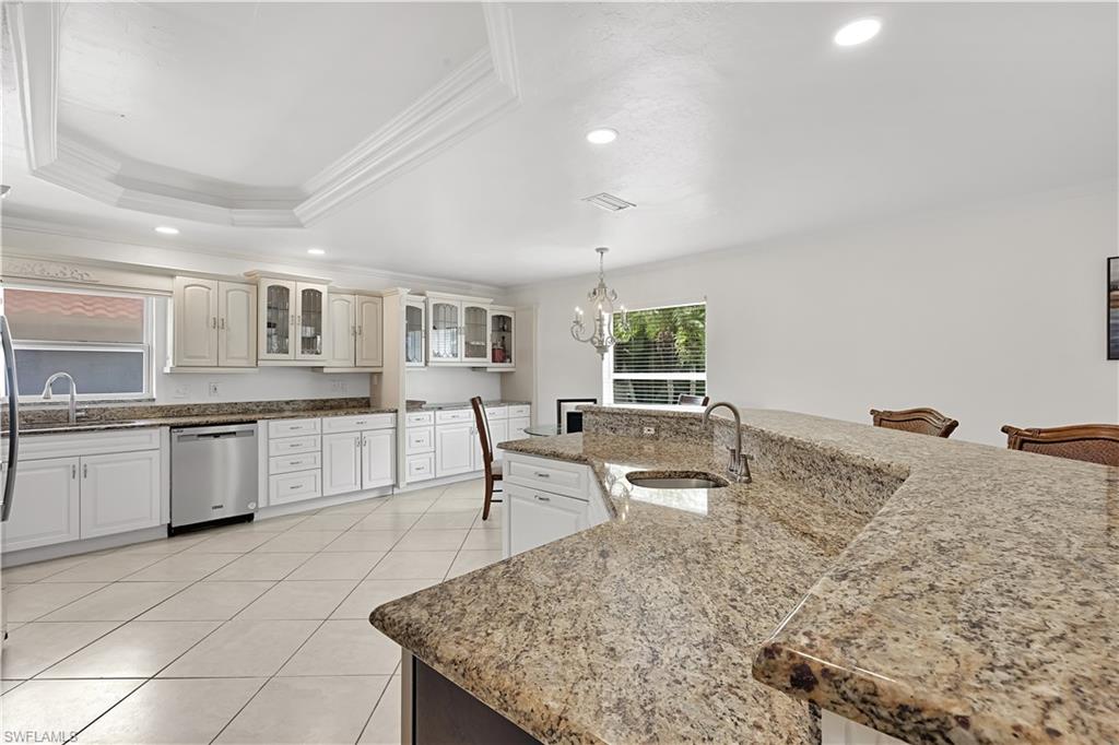 27113 Edenbridge Ct Property Photo 14
