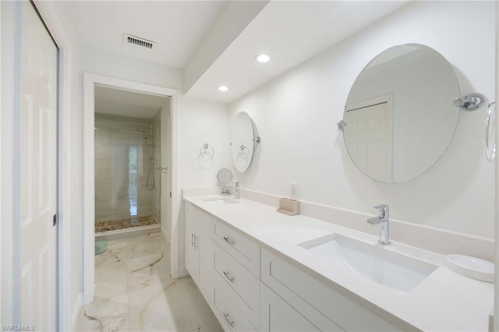 780 Waterford Dr 101 Property Photo 14