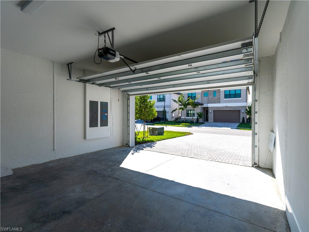 12813 Hawkins Dr Property Photo 45