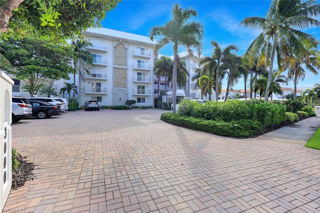 3000 Gulf Shore Blvd N 307 Property Photo 34