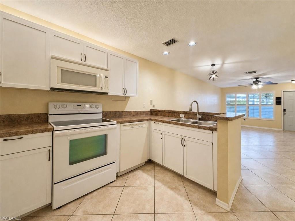 60 Emerald Woods Dr B1 Property Photo 2
