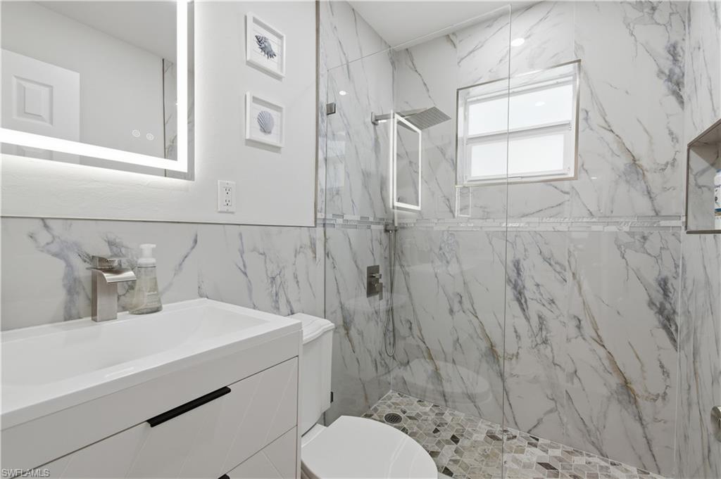 2147 Washington Ave Unit A Property Photo 18