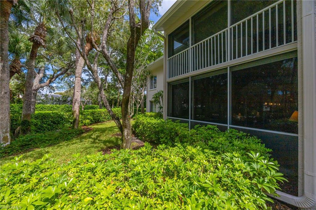 5818 Glencove Dr 103 Property Photo 4