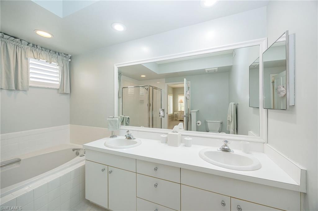 5818 Glencove Dr 103 Property Photo 27