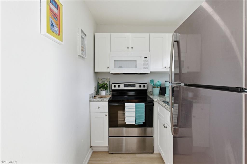 2147 Washington Ave Unit B Property Photo 2