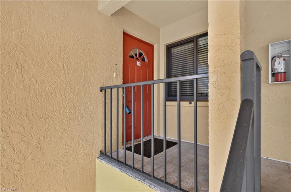 9820 Citadel Ln 202 Property Photo 5