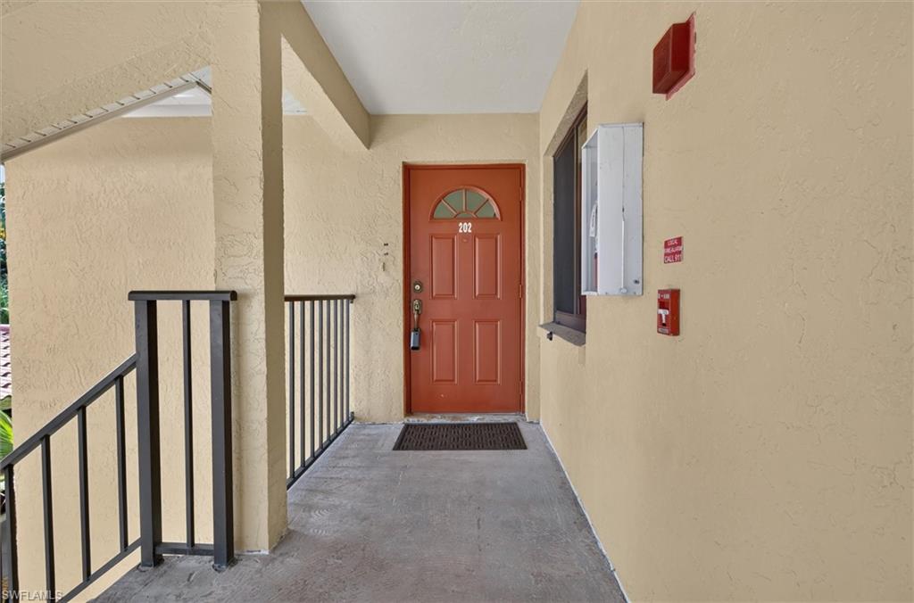 9820 Citadel Ln 202 Property Photo 6