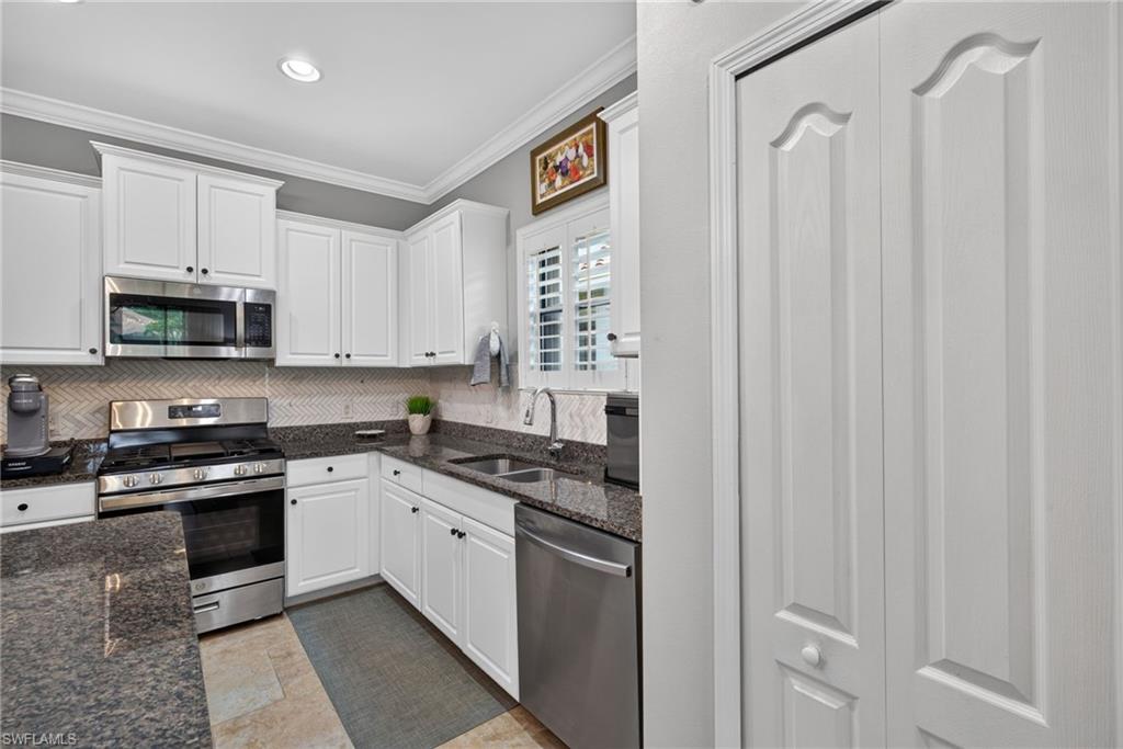 21565 Cascina Dr Property Photo 6