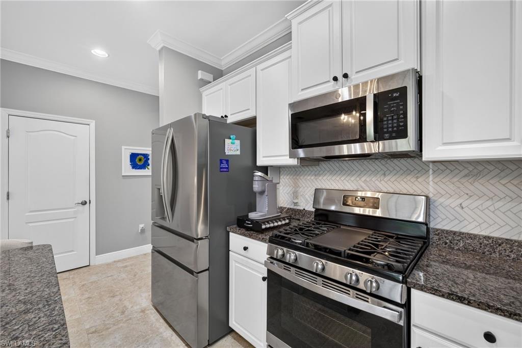 21565 Cascina Dr Property Photo 26