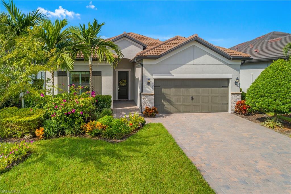 19288 Aqua Shore Dr Property Photo 4