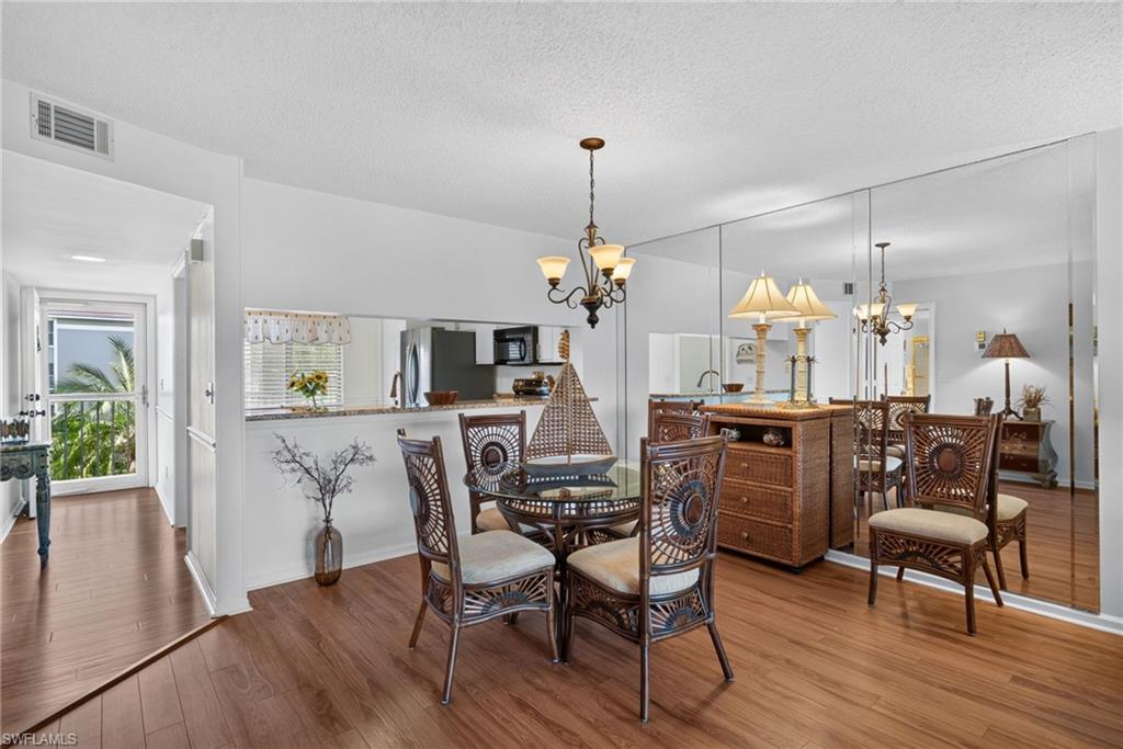 6945 Dennis Cir 203 Property Photo 5