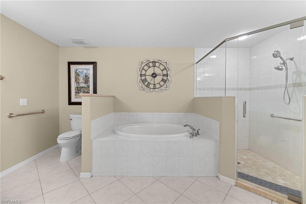 3970 Bishopwood Ct W 102 Property Photo 18