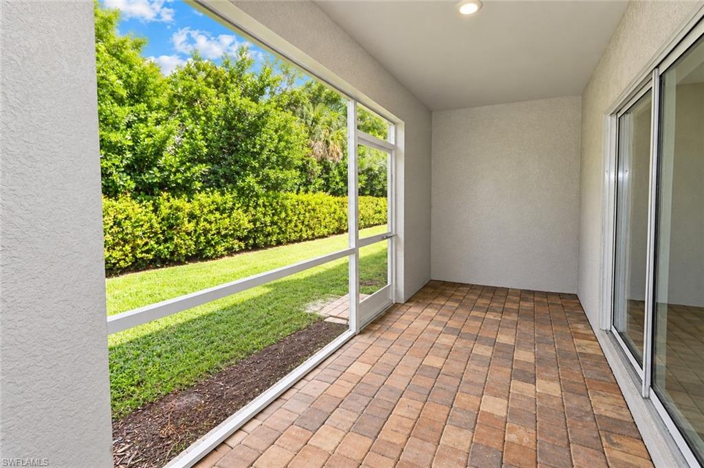 15449 Wildflower Cir Property Photo 7