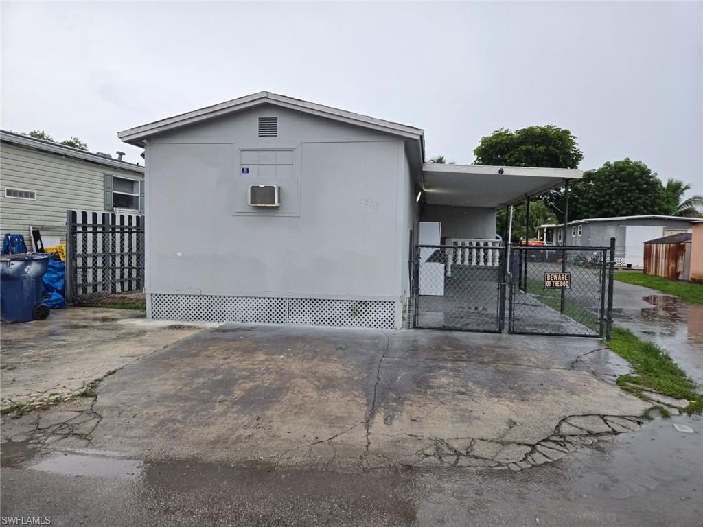 1525 129 Ct Property Photo 2