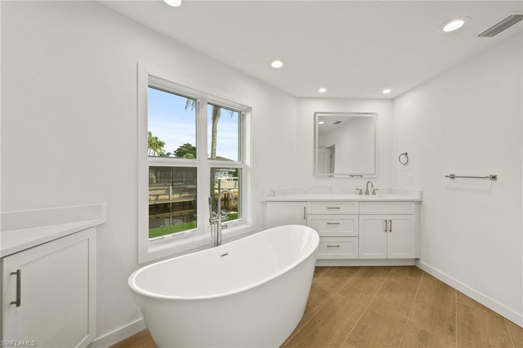2105 Sheepshead Dr Property Photo 29