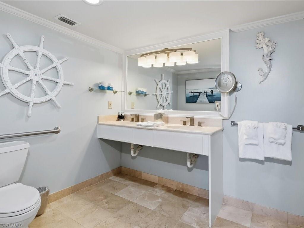 480 Collier Blvd 810 Property Photo 12