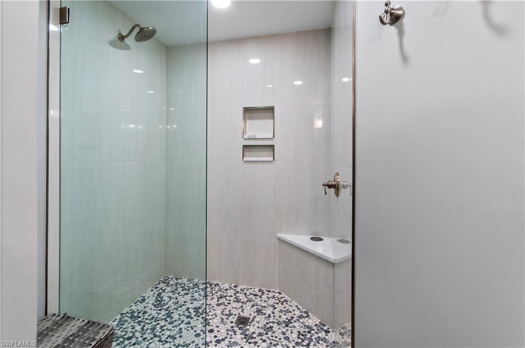 13621 Worthington Way 1404 Property Photo 16