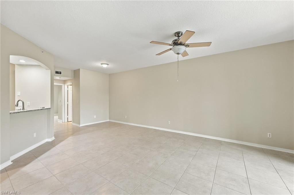 6610 Huntington Lakes Cir 103 Property Photo 4