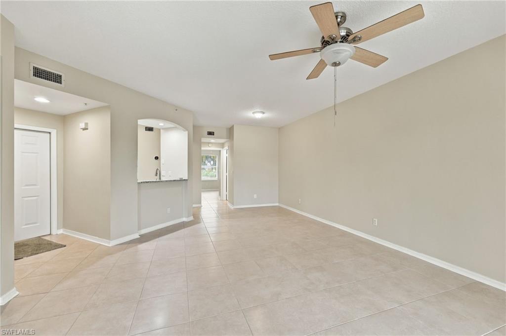 6610 Huntington Lakes Cir 103 Property Photo 5