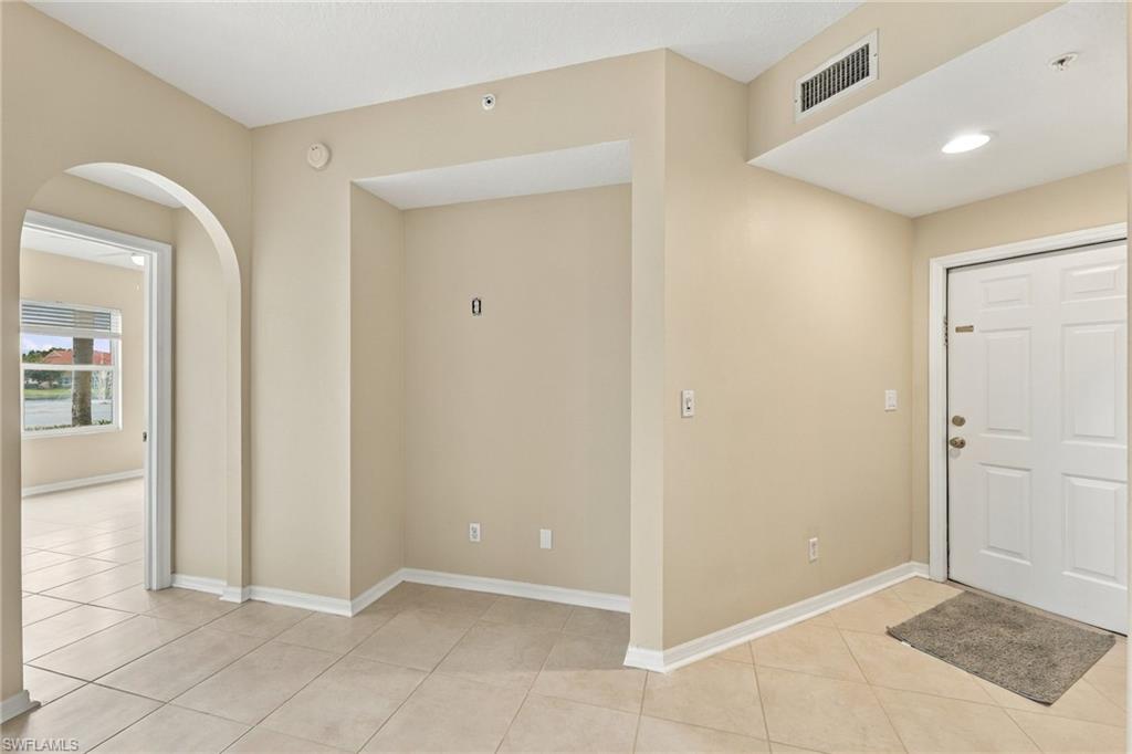 6610 Huntington Lakes Cir 103 Property Photo 20