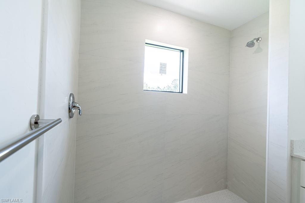 1160 Edelweiss St E Property Photo 22