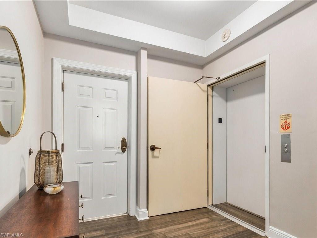 2745 1st St 1105 Property Photo 2
