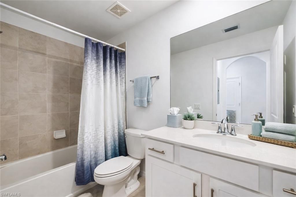 5629 Double Eagle Cir 4222 Property Photo 13