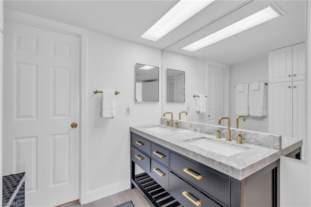 1900 Gulf Shore Blvd N 304 Property Photo 16