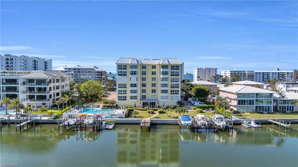 1900 Gulf Shore Blvd N 304 Property Photo 22
