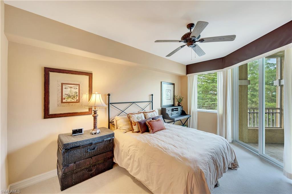 2728 Tiburon Blvd E 304 Property Photo 13