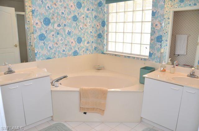 7040 Pelican Bay Blvd 404 Property Photo 11