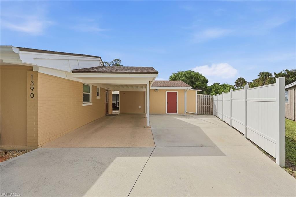 1390 Delmar Ln Property Photo 6