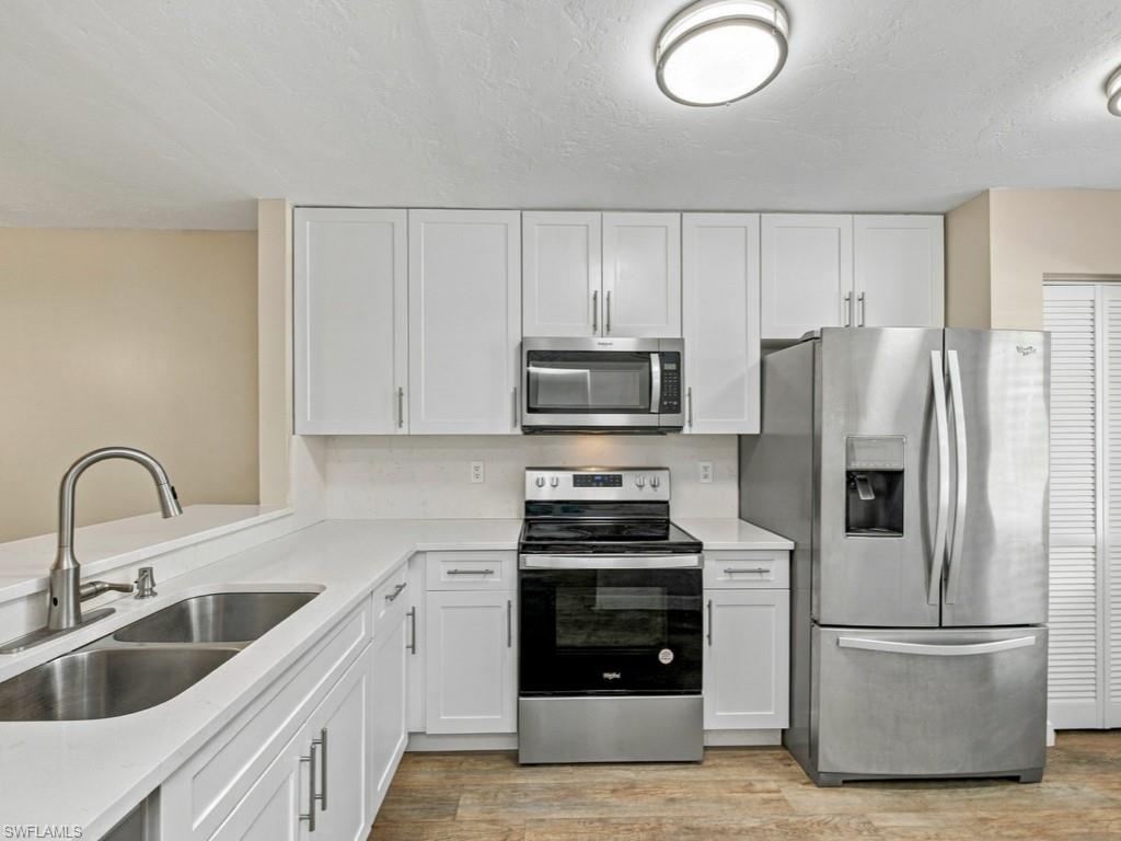 3471 County Barn Rd F-104 Property Photo 13