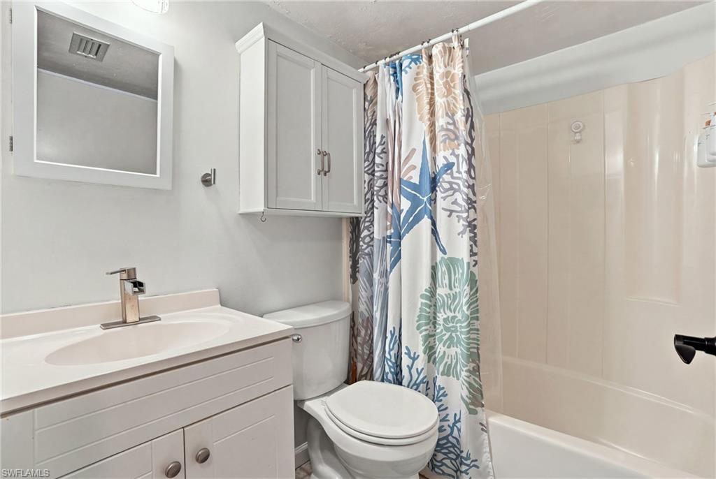 6899 Estero Blvd 213 Property Photo 23