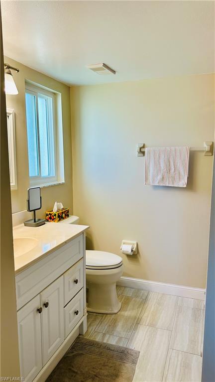 7824 Emerald Cir 104 Property Photo 26