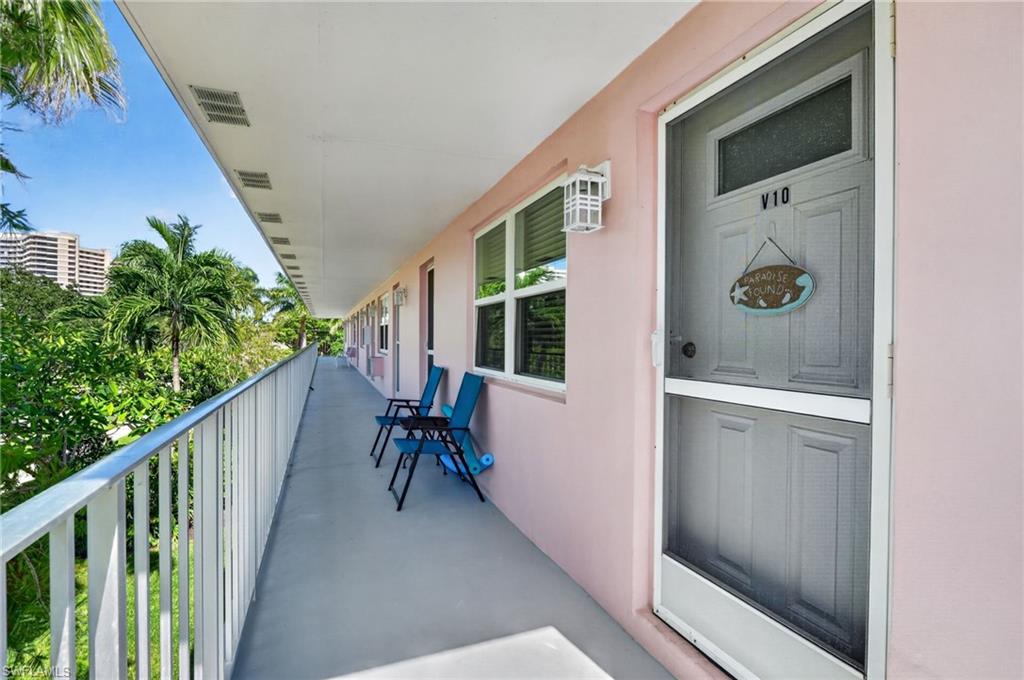 190 Collier Blvd V9 Property Photo 3
