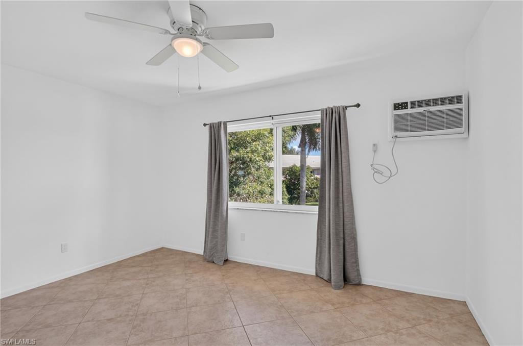 190 Collier Blvd V9 Property Photo 11