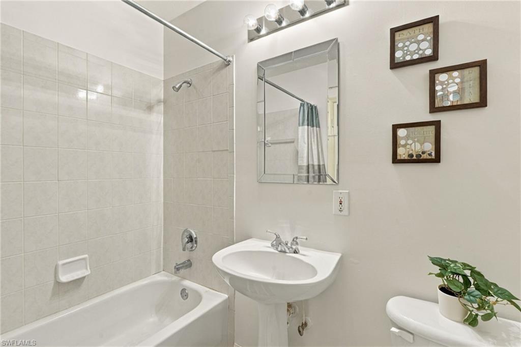 4705 Hawks Nest Way 102 Property Photo 13