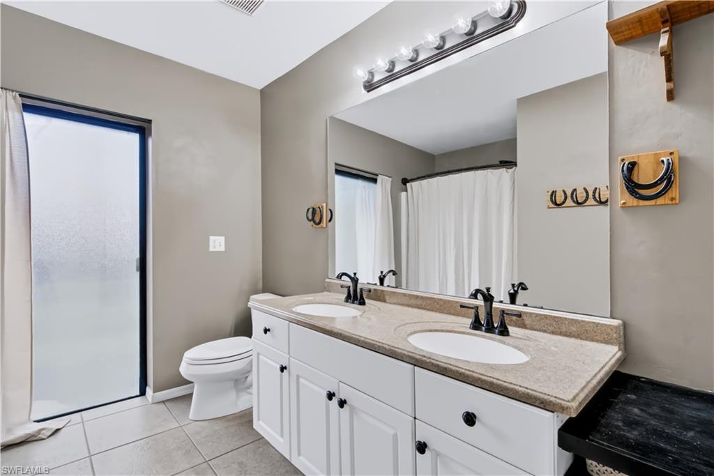 5710 Autumn Oaks Ln Property Photo 25