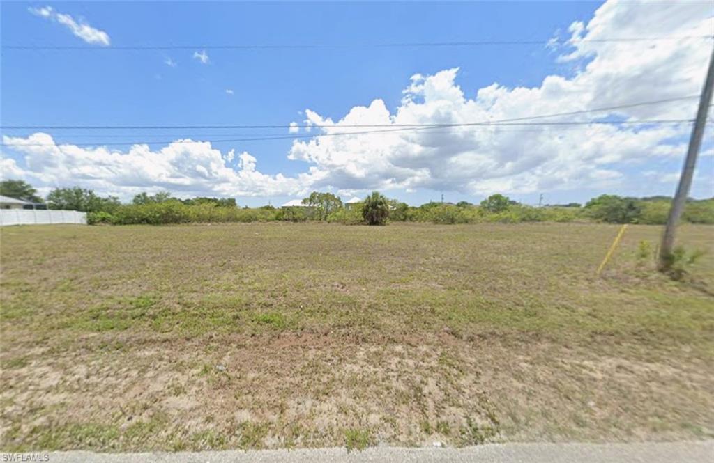 1022 15th Ln Property Photo 4