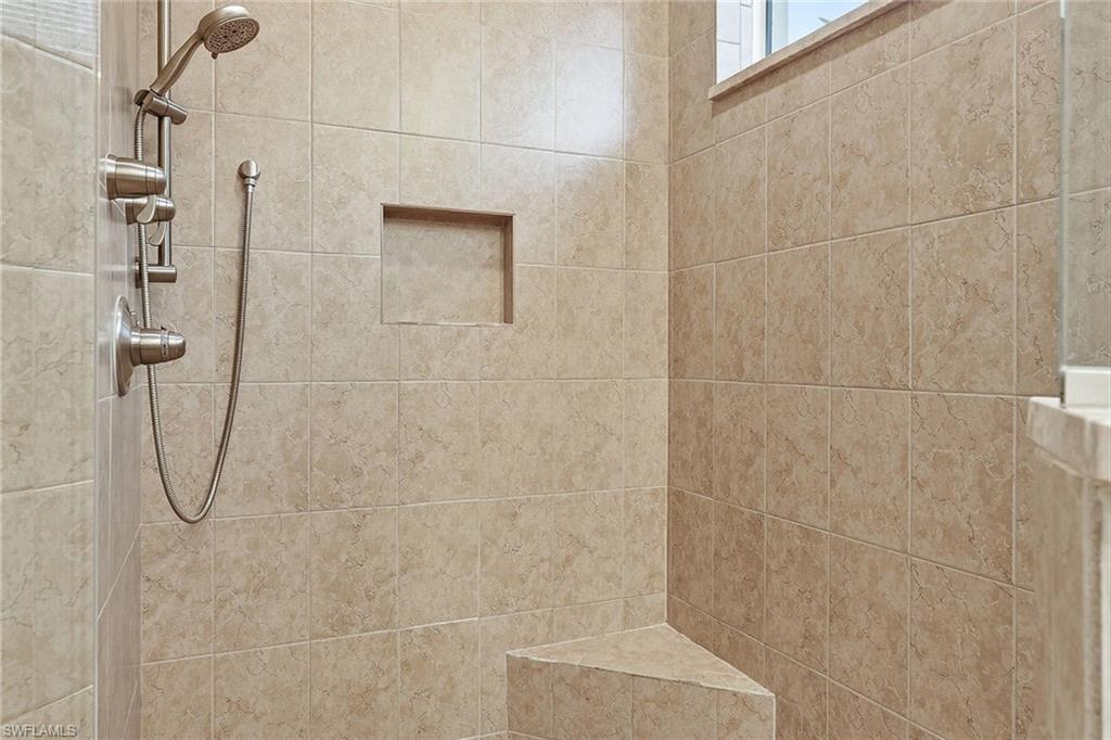 4922 Andros Dr Property Photo 18
