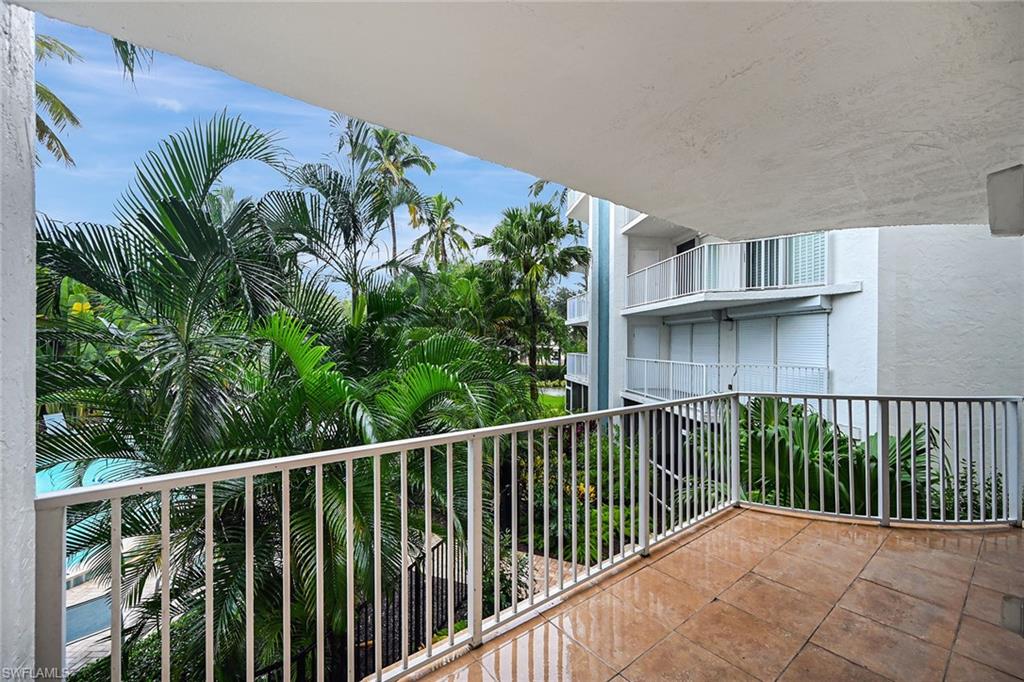 1300 Gulf Shore Blvd N 210 Property Photo 23